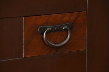 アンティーク家具　アンティーク 丸桟仕上げのモダンな6尺水屋箪笥 (キャビネット、食器棚、戸棚)