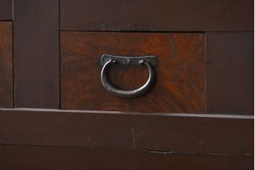 アンティーク家具　アンティーク 丸桟仕上げのモダンな6尺水屋箪笥 (キャビネット、食器棚、戸棚)