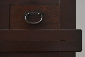 アンティーク家具　アンティーク 丸桟仕上げのモダンな6尺水屋箪笥 (キャビネット、食器棚、戸棚)