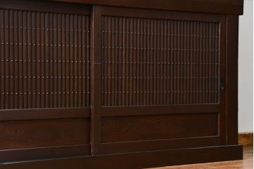 アンティーク家具　アンティーク 丸桟仕上げのモダンな6尺水屋箪笥 (キャビネット、食器棚、戸棚)