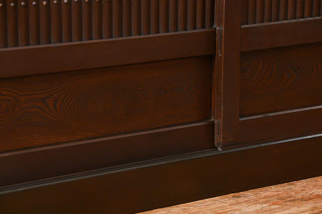 アンティーク家具　アンティーク 丸桟仕上げのモダンな6尺水屋箪笥 (キャビネット、食器棚、戸棚)