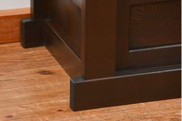 アンティーク家具　アンティーク 丸桟仕上げのモダンな6尺水屋箪笥 (キャビネット、食器棚、戸棚)