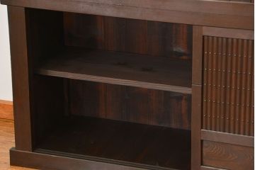 アンティーク家具　アンティーク 丸桟仕上げのモダンな6尺水屋箪笥 (キャビネット、食器棚、戸棚)