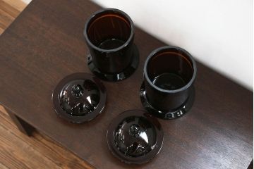 アンティーク雑貨　アンティーク 古いフタ付きガラス瓶(小びん) 2個セット