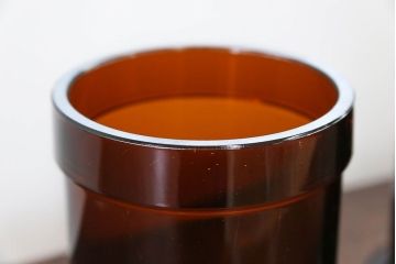 アンティーク雑貨　アンティーク 古いフタ付きガラス瓶(小びん) 2個セット