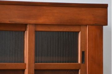 アンティーク家具　古民具・骨董 昇り引き出し付き!明るい色合いの六尺水屋箪笥 (食器棚、収納棚)