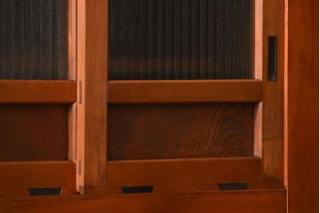 アンティーク家具　古民具・骨董 昇り引き出し付き!明るい色合いの六尺水屋箪笥 (食器棚、収納棚)