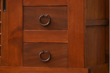 アンティーク家具　古民具・骨董 昇り引き出し付き!明るい色合いの六尺水屋箪笥 (食器棚、収納棚)