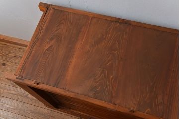アンティーク家具　古民具・骨董 昇り引き出し付き!明るい色合いの六尺水屋箪笥 (食器棚、収納棚)
