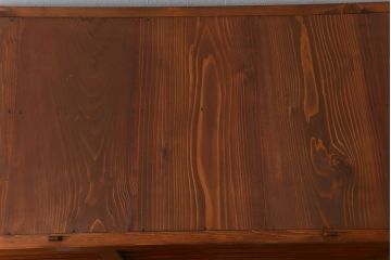 アンティーク家具　古民具・骨董 昇り引き出し付き!明るい色合いの六尺水屋箪笥 (食器棚、収納棚)