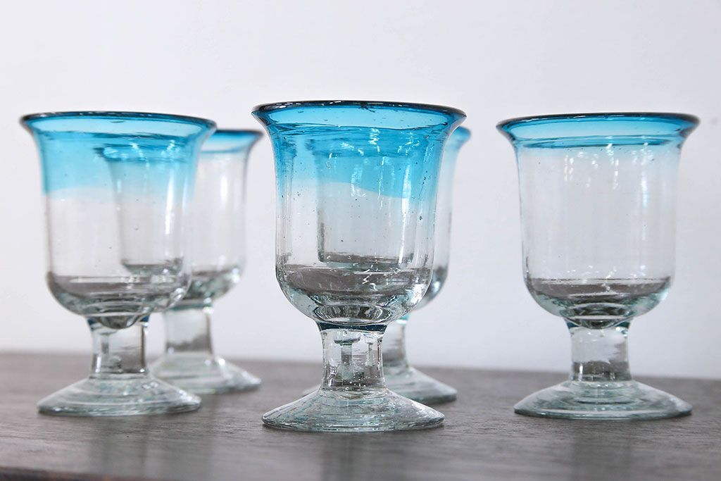 2個セット大正期アンティークレトロ。昔の古い青緑ガラス氷コップ