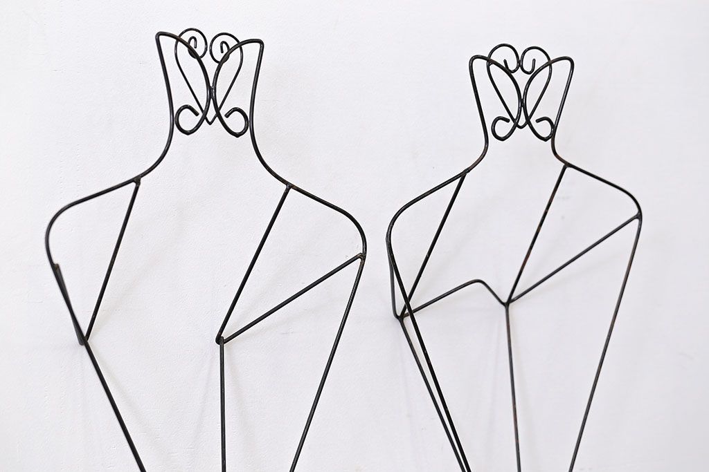 アンティーク雑貨　昭和レトロ 古い洋品店のワイヤスタンドハンガー2点セット(トルソー)