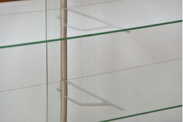 レトロ家具　昭和レトロ　シンプルで大振りなアンティークガラスケース(ショーケース、飾り棚)