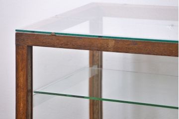 レトロ家具　昭和レトロ　シンプルで大振りなアンティークガラスケース(ショーケース、飾り棚)