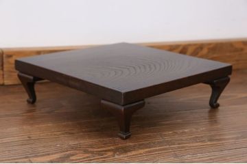 アンティーク雑貨　古民具・骨董　古い欅材の脚付き花台(飾り台)