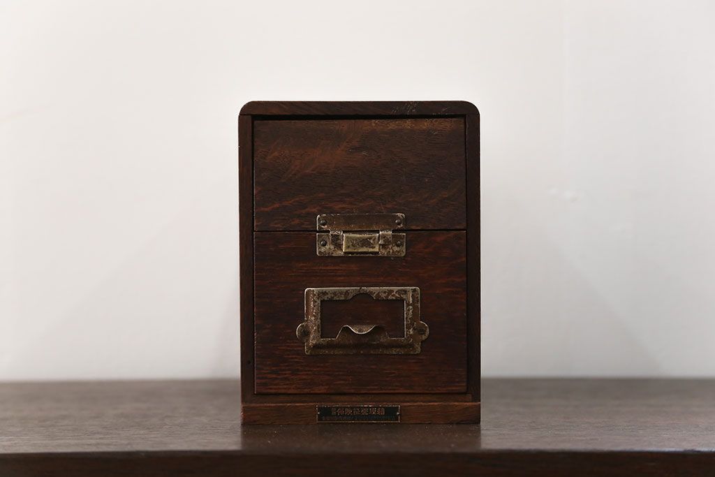 レトロ家具　昭和レトロ 古いナラ材!小さなカードケース (小引き出し、図書館、図書室)