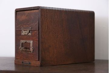 レトロ家具　昭和レトロ 古いナラ材!小さなカードケース (小引き出し、図書館、図書室)