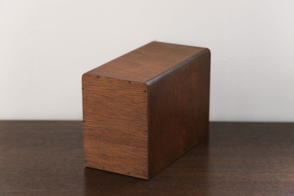 レトロ家具　昭和レトロ 古いナラ材!小さなカードケース (小引き出し、図書館、図書室)