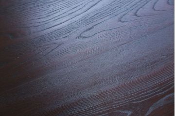 レトロ家具　昭和レトロ 古い栓材のシックな丸型ちゃぶ台 (座卓、座机)