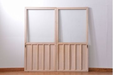 アンティーク　ペンキのはげたシンプルなガラス戸2枚セット (引き戸)