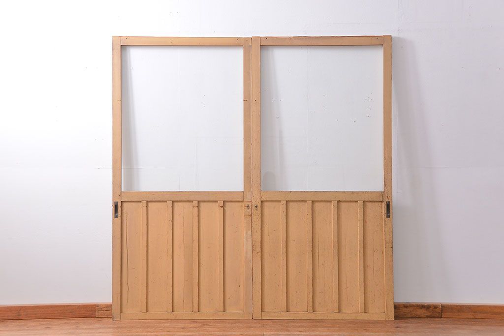 アンティーク　ペンキのはげたシンプルなガラス戸2枚セット (引き戸)