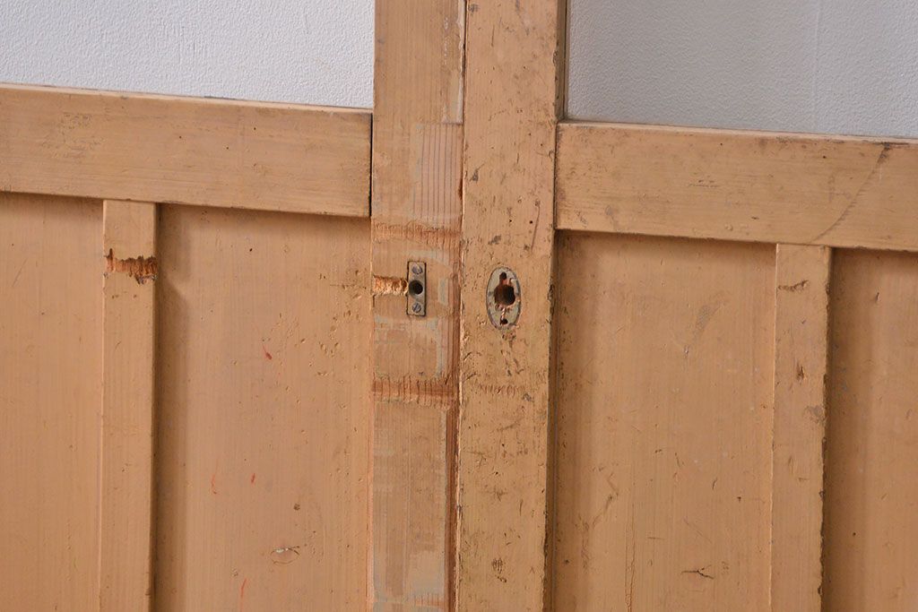 アンティーク　ペンキのはげたシンプルなガラス戸2枚セット (引き戸)