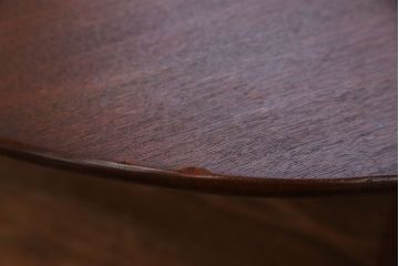 レトロ家具　昭和レトロ 古い栓材の丸型ちゃぶ台 (テーブル、机)
