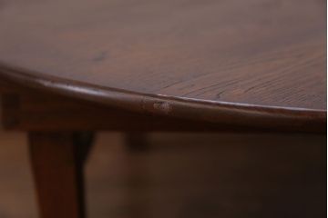 レトロ家具　昭和レトロ 古い栓材の丸型ちゃぶ台 (テーブル、机)