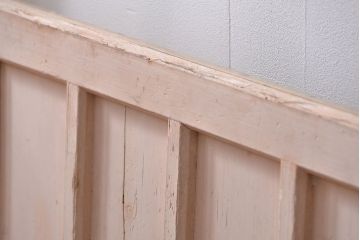 アンティーク　ペンキのはげたシンプルなガラス戸 (引き戸)