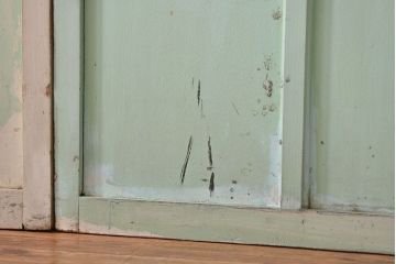 アンティーク ペンキのはげたガラス戸2枚セット(引き戸)