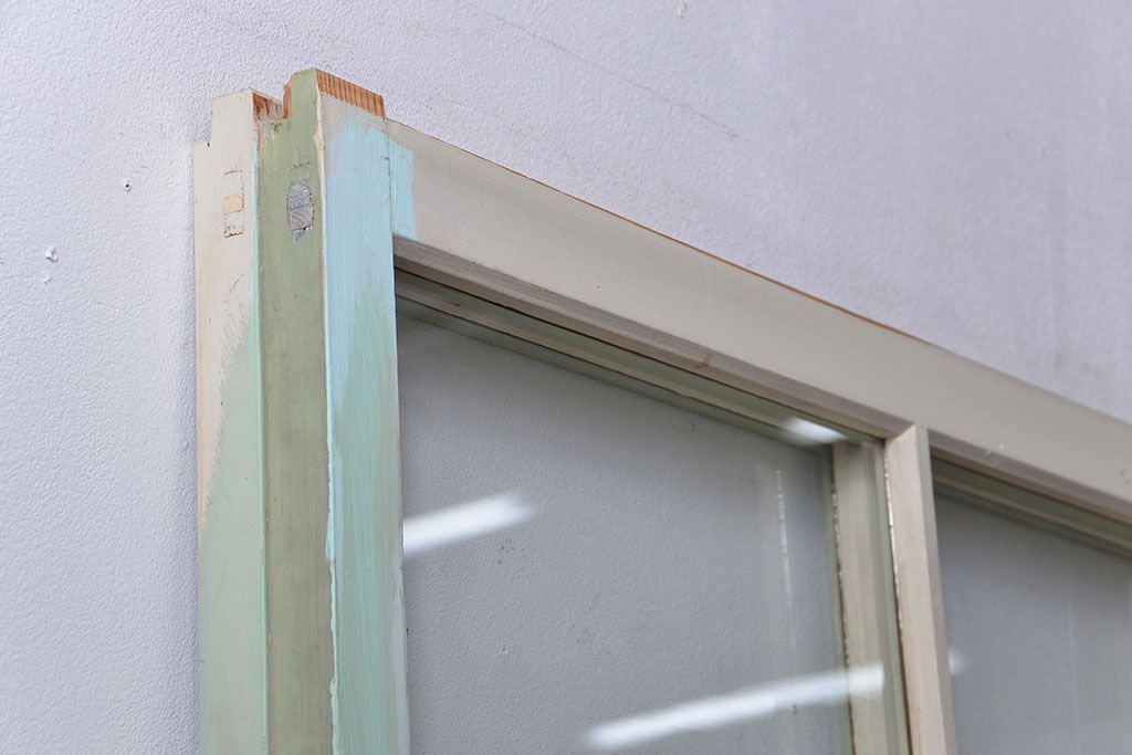 アンティーク ペンキのはげたガラス戸2枚セット(引き戸)