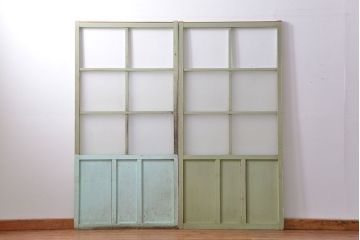 アンティーク ペンキのはげたガラス戸2枚セット(引き戸)