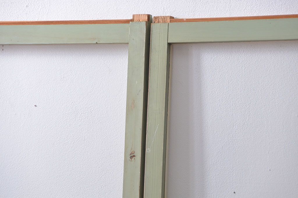 アンティーク ペンキのはげたガラス戸2枚セット(引き戸)