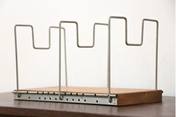 アンティーク雑貨　昭和レトロ レトロなワイヤー本立て