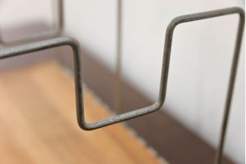 アンティーク雑貨　昭和レトロ レトロなワイヤー本立て