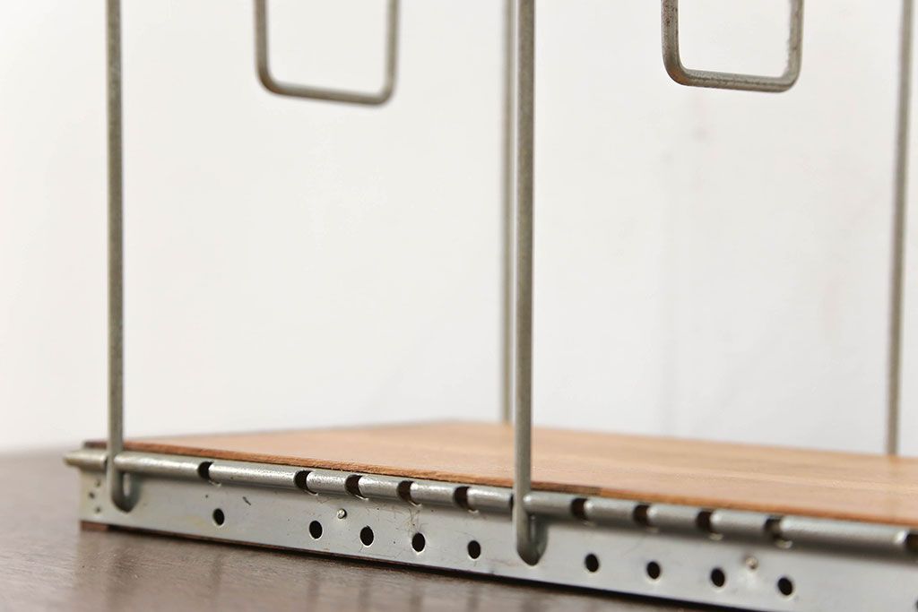 アンティーク雑貨　昭和レトロ レトロなワイヤー本立て