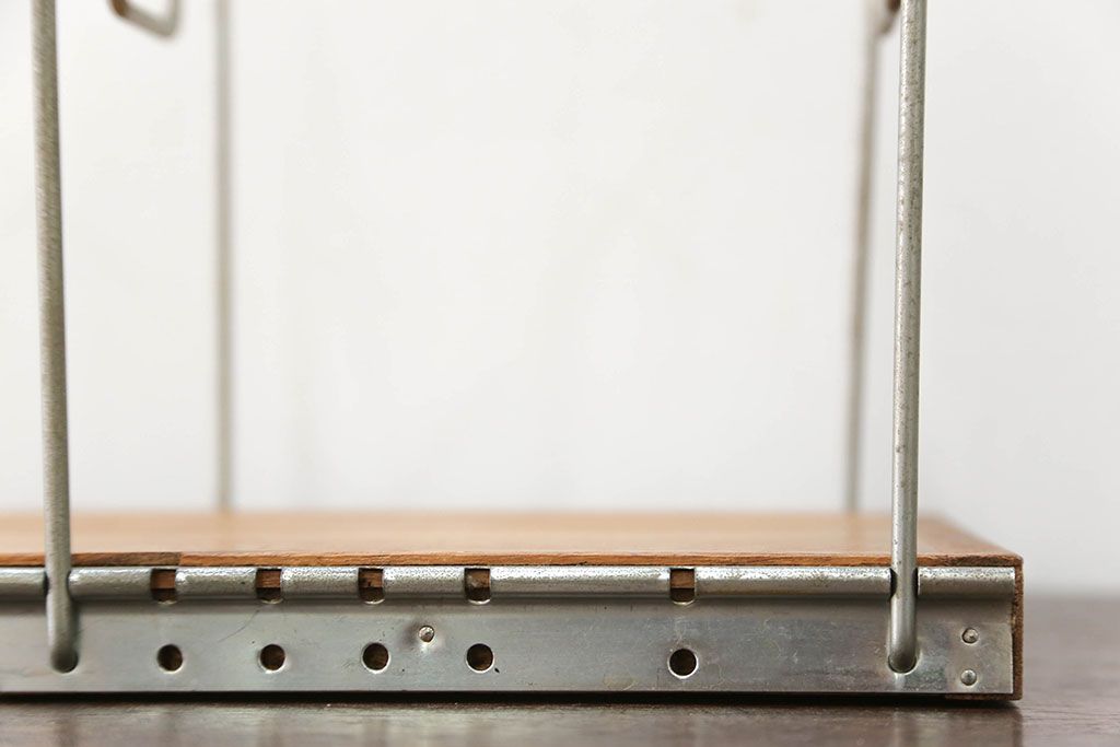 アンティーク雑貨　昭和レトロ レトロなワイヤー本立て