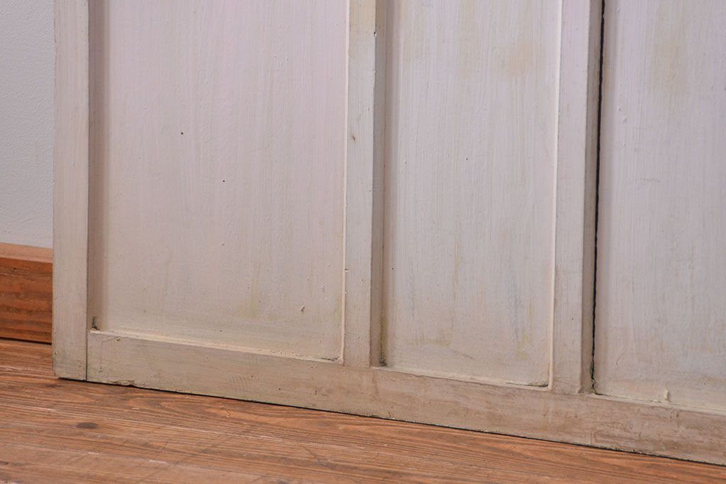 アンティーク ペンキのはげたガラス戸1枚(引き戸)