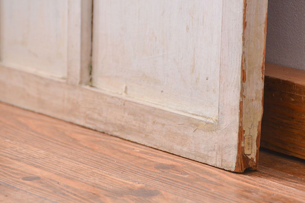 アンティーク ペンキのはげたガラス戸1枚(引き戸)