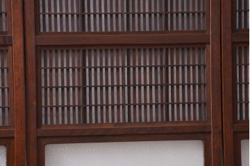 古民具・骨董 腰板欅材の上質な裏障子付き幅せま格子戸　4枚セット