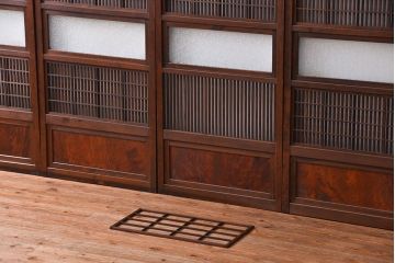 古民具・骨董 腰板欅材の上質な裏障子付き幅せま格子戸　4枚セット