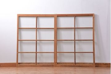 アンティーク 古い木味とペンキのはげたガラス窓　2枚セット(ガラス戸、引き戸)