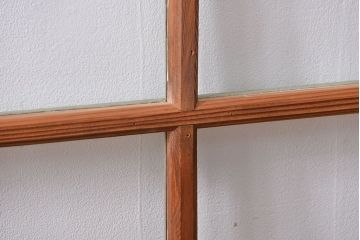 アンティーク 古い木味とペンキのはげたガラス窓　2枚セット(ガラス戸、引き戸)