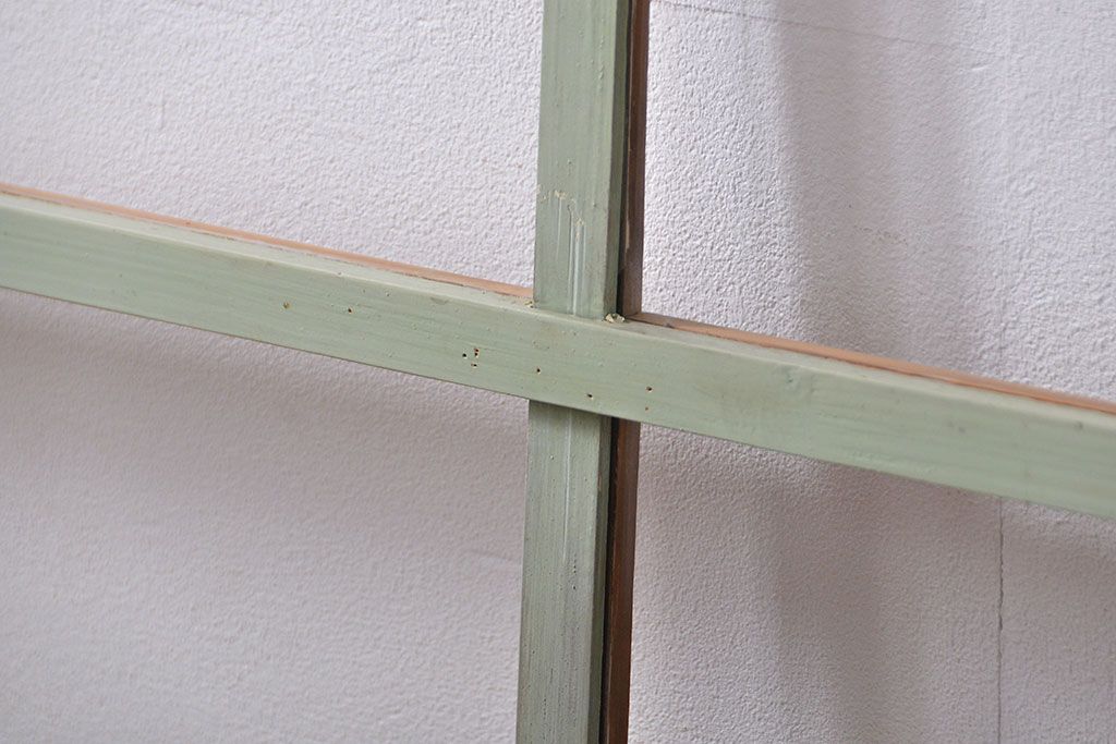 アンティーク 古い木味とペンキのはげたガラス窓　2枚セット(ガラス戸、引き戸)