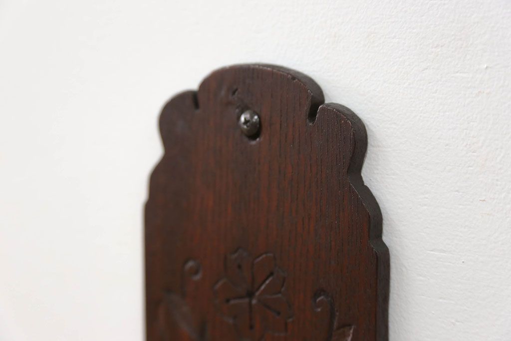 アンティーク雑貨　アンティーク 珍品!古い木の彫刻入り状差し(カードケース、図書館、図書室)