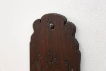 アンティーク雑貨　アンティーク 珍品!古い木の彫刻入り状差し(カードケース、図書館、図書室)