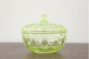 アンティーク雑貨　大正〜昭和初期!　ウランガラスキャンディーポット
