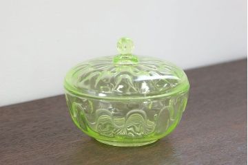 アンティーク雑貨　大正〜昭和初期!　ウランガラスキャンディーポット