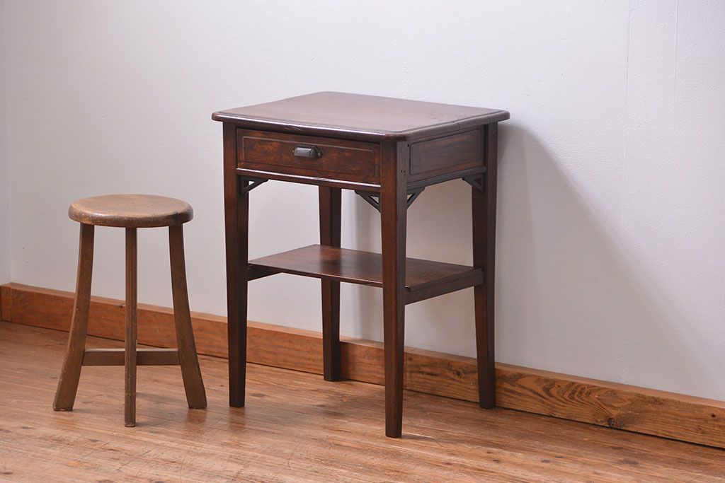 アンティーク家具　アンティーク 古い木の上質な引き出し付きサイドテーブル(机)