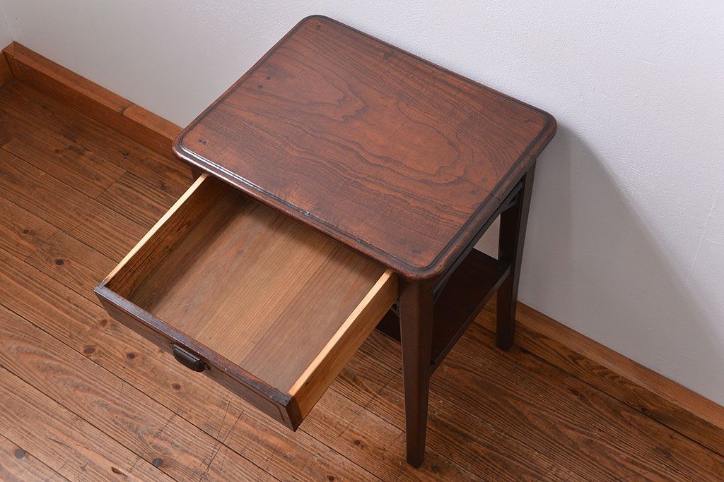 アンティーク家具　アンティーク 古い木の上質な引き出し付きサイドテーブル(机)